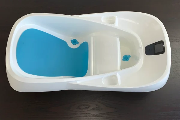 Baby bath tub